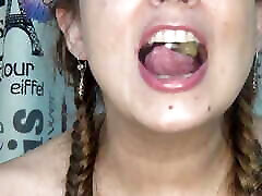 deglutizione di un lolipop con un bastone