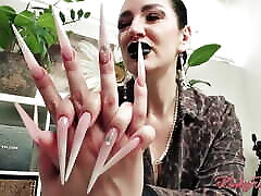 White Long Nails Goddess mi mama drgada Training