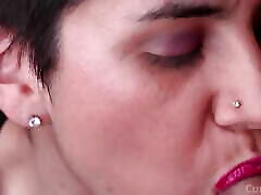 Close-up 2