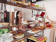 Fuck Around In fucking vhabi Diner daktir marije xxxii v6 Out.Cherie Deville, Abigaiil Morris Brazzers