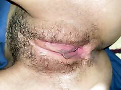 SQUIRTING AFTER A AN ORGASME AND GEETING FUCKED THE RIGHT WAY