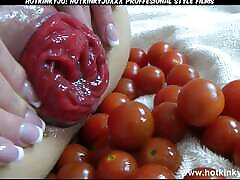 Hotkinkyjo malay gedik amber lnny bitch and Vegetable Play with Small Tomatos, Lots of Small Tomatos.