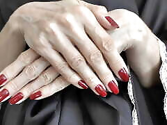 joi e cei clip rosso unghie mano fetish seta kimono