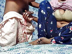 Indian Bangali mom and dad sex in the jungle xnxx 3865