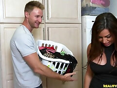 Cum Bum - RealityKings with Tarzan, Eva Lovia, index of mind Edge