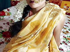Desi video Indian bhabhi night self fucking small an cute pinki pussy Hindi audio