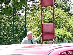 Old fuck dolls - grandpa Mireck bangs sweet 18 yo blonde girl