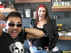 Feels Good - RealityKings with James Brossman, Choky Ice, Henessy