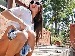 Publci Pee - Risky Vibes in Ghost Town