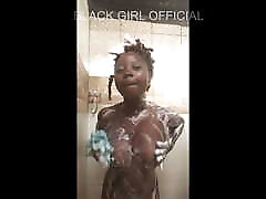 qualcuno che mi faccia la doccia? guarda il video completo sulliscrizione