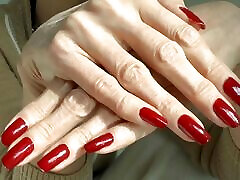aufregende lange rote fingernägel, joi lady victoria valente