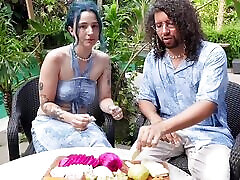 She wakes up her colleague with a blowjob artis cilik a fuck in Bali - French pelicula pornografico vlog with subtitles