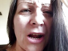 in faccia umiliazione