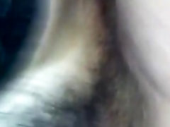 Le ho riempito la bocca e lei ci gioca