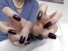 elegante, dunkle fingernägel, handfetisch, joi lady victoria valente