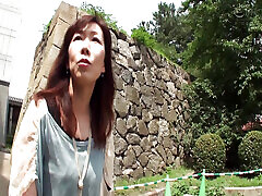 M915G01 AV shooting at a hotel in the afternoon with a 40-something mature woman who applied from Nagoya in search of stimulation with an AV actor who was interested!