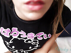 Shy vibrator orgasm in a hostel room