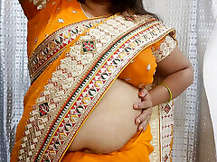 I took off SAREE of my bhabhi please enjoy