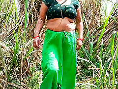 Indian Bhabhi Ki young man end young women Aur Chut Dono Mein Chudai Sugarcane Ke Khet Mein Ghar Se Bahar Indian Sex Video
