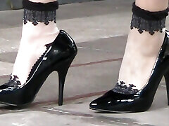 Feet Sight Black Patern Shoes