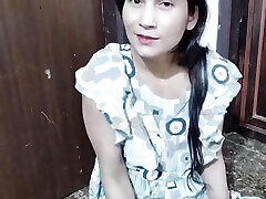 Teen age college girl ko paise dekar jabar dasti pela