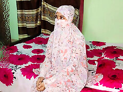 Indian Muslim Girl in Burkha Enjoys Romantic Rainy Night
