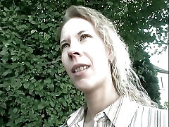 audición de rubia alemana masturbándose frente a la cámara para convertirse en actriz porno