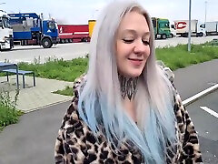 Kinky Teen 18 Babe Sucks Cocks Empty On Rest tanets robota skachat Toilets