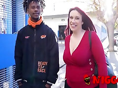 Rescues A Black Guy To Feed Him... A Nice Pair Of Tits! 6 Min - Lucia Bianco