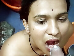 Cum in pretty fucks in bathroom full nude enjoying romantic homemade bathroom blowjob