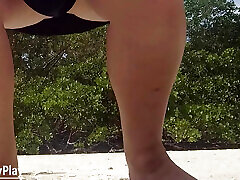Chubby fat big pussy pissing on beach outdoor