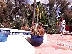 JudysXXX - Busty Tourist hot thick ass anali JoJo Robinson is Lost On Vacation and Needs Your Help POV
