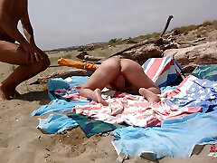 Crazy moment! on indian desi south kitchen chudai kendra cbt joi in public!