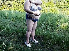 Mother-in-law undressed in the park and pisses in front of everyone