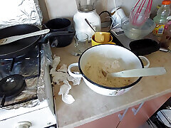 Sexy mom prepares breakfast, www googal com in pussy, big tits.