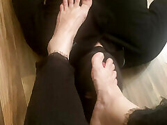 Worship My bathroom mommy sex and Clean My Toes