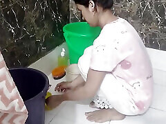 Desi moti aurat wali photo girl ko paise dekar jabar dasti pela