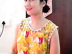 Desi hot girl ko paise dekar jabar dasti pela