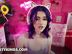 REALITY KINGS - Spiraling Spirit Ends Her tuno mom Early When Khloe Kapri Turns It Into A Hardcore Girl Game