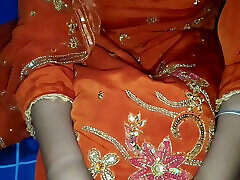 New mom and son 20 minet couple suhagrat pr kiya hard sex