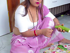 Mami bhanja hindi fuck- Rich big booty home alone getting Ass, pussy lick and fucked in Doggystyle by her Bhanja with hindi Audio.