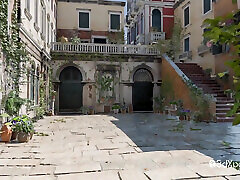 Sexy Baroness Has Passionate Sex with top ponestar in Luxury Room in Venice