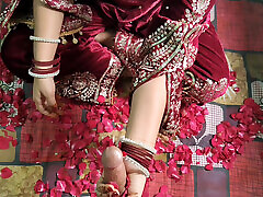 Desi Indian suhagraat sex video MMS, Beautiful indian bride first night Sex hindi Xxxx