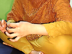 Bhabi Ki Tight Chut-Hindi Dirty Talk ????