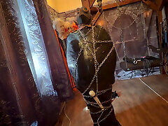 parte finale: - domina satana & amp; bag uomo in catene e pallet wrap