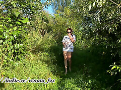 Cute Goddess Arranges Striptease and Pee in Nature