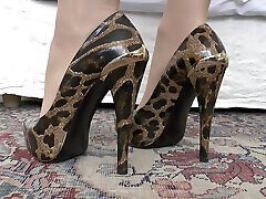 dein wunschtag 1! sperma auf sexy high heel füße, pov, joi, lady victoria valente
