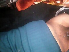 Xxx video land ko munh mein lekar likhane lagi bhap