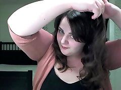 Cadenza c4d3nz4 Curling her hair