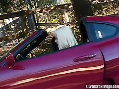 Curvy stunning ladies are busy with eating each others cunts on car hood
